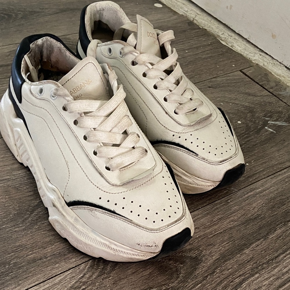 Dolce & Gabbana Cream and Black unisex Leather Lace-Up Sneakers